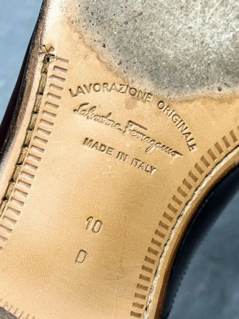 SALVATORE FERRAGAMO BROWN WINGTIP LEATHER SHOES LAVORAZIONE ORIGINALE